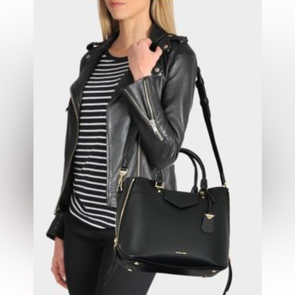 Michael Kors Handbags - NWT MICHAEL KORS Blakely Black Leather Tote Bag w/ Dust Bag